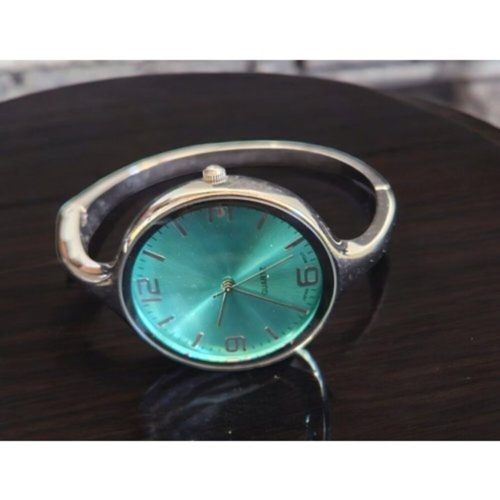 BWC Silvertone Large Face Hinged Ladies Bangle Bracelet Quartz Watch